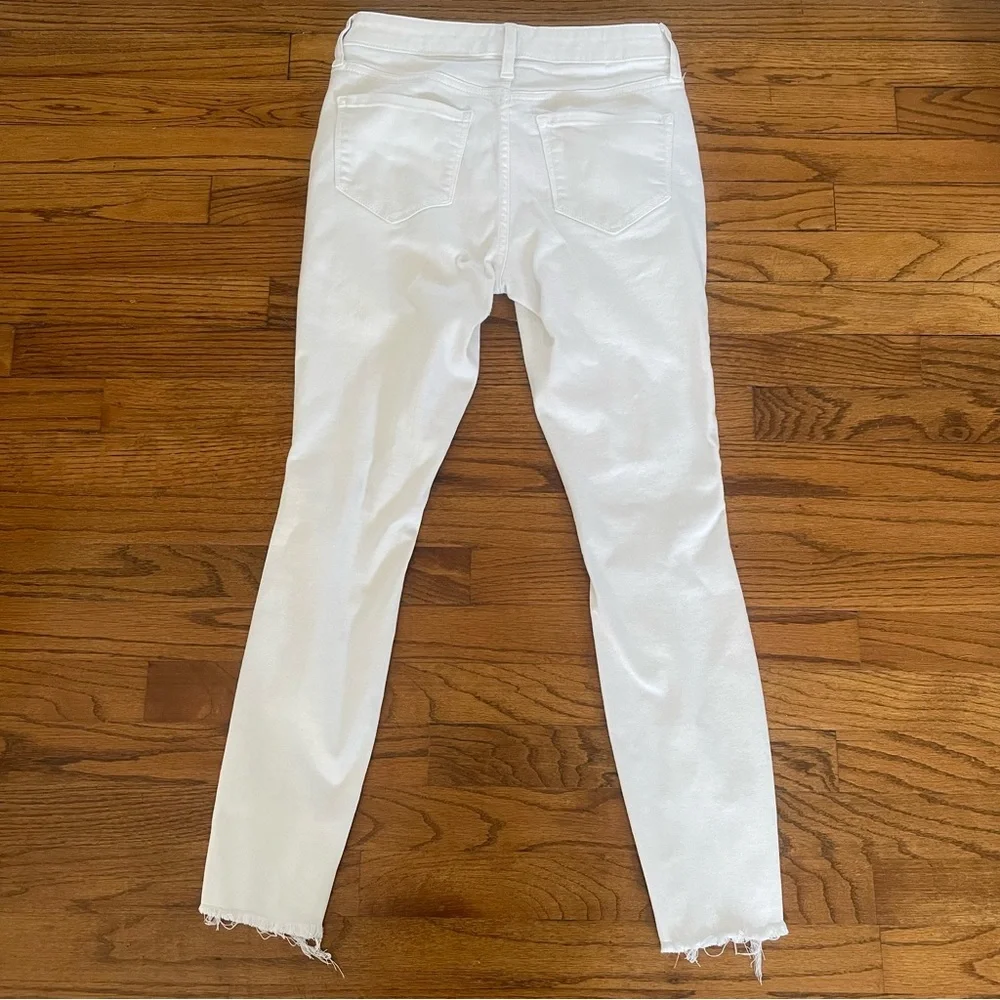 JCPenney Project Runway White Denim Distressed Skinny Jeans Women’s Size 2
